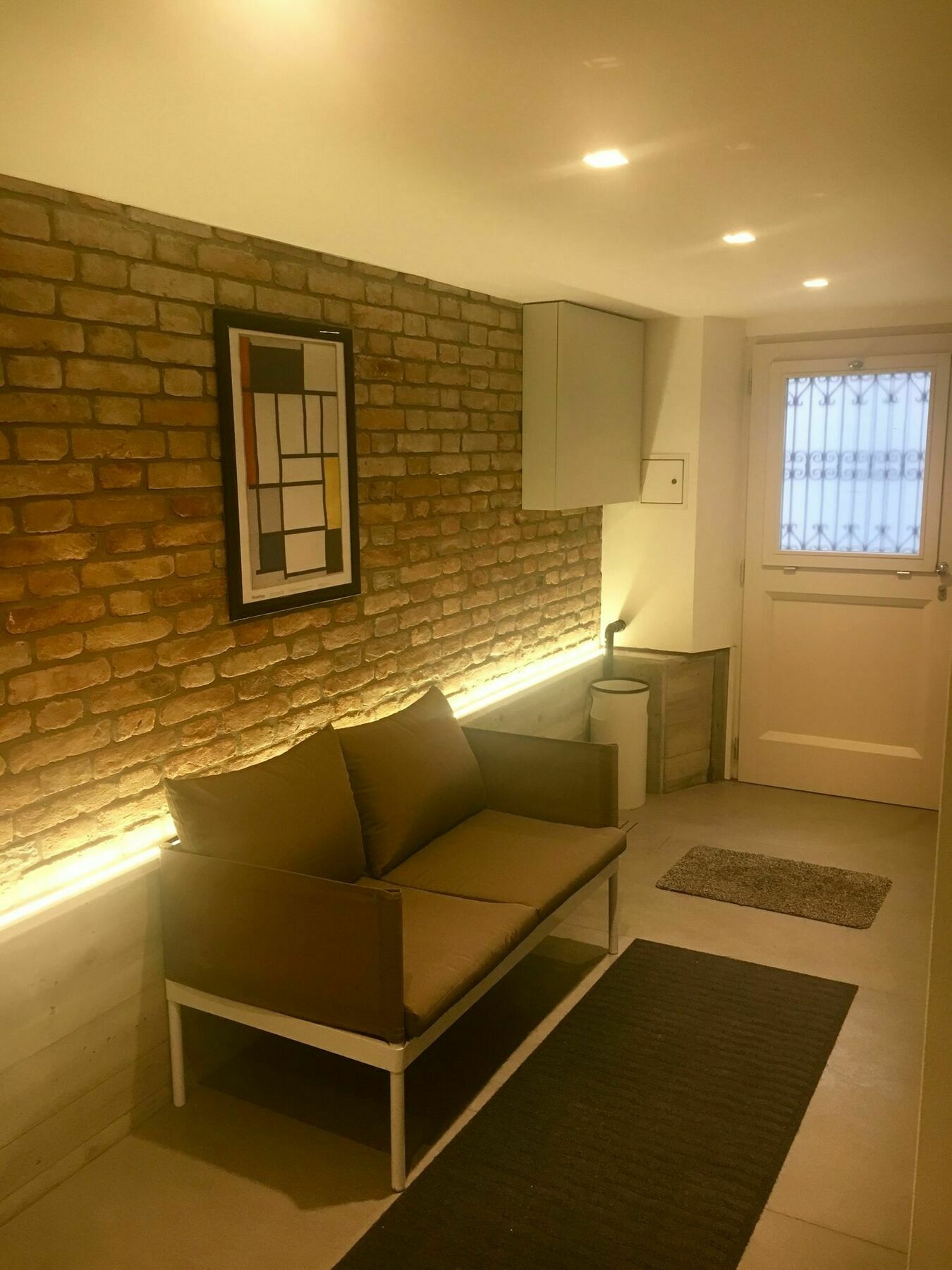 Apartament Mirrors